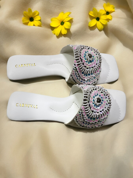 Sequence White Casual Carnival Slippers